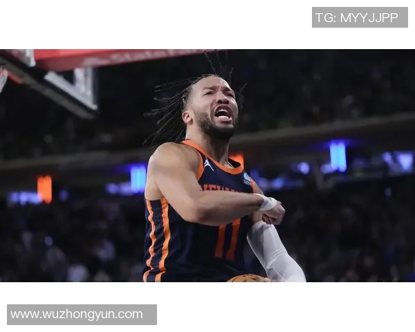 足球场上的2B球星是谁 他为何成为争议焦点引发热议